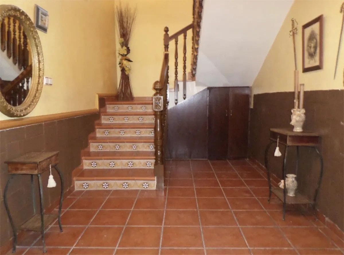 4 bedroom Villa for sale in Orihuela - € 375,000 (Ref: 10017978)