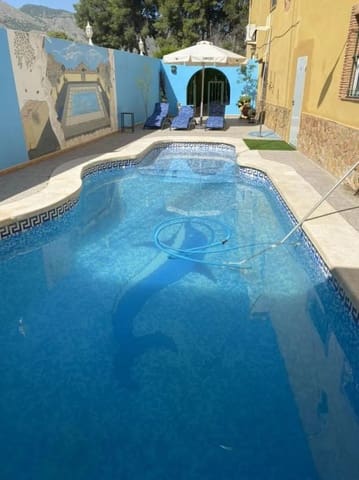 4 bedroom Villa for sale in Orihuela - € 375,000 (Ref: 10017978)