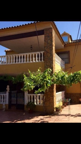 4 bedroom Villa for sale in Orihuela - € 375,000 (Ref: 10017978)