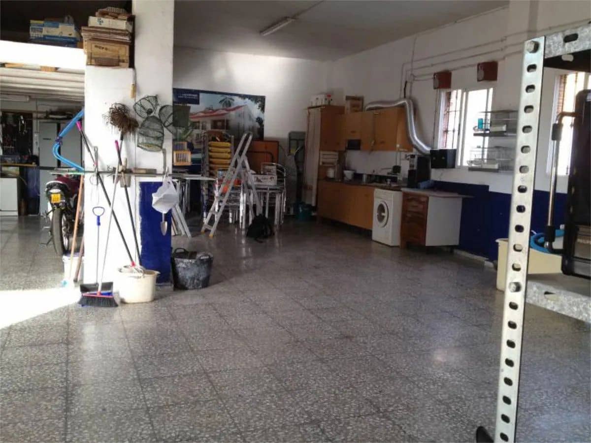 4 bedroom Villa for sale in Orihuela - € 375,000 (Ref: 10017978)