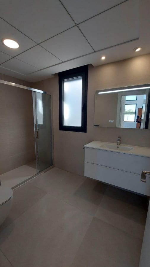 Chalet de 3 habitaciones en La Florida en venta - 650.000 € (Ref: 10017980)
