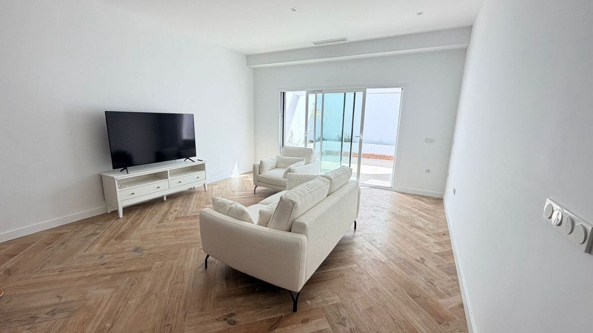 Bungalow de 3 habitaciones en Catral en venta - 250.000 € (Ref: 10017981)