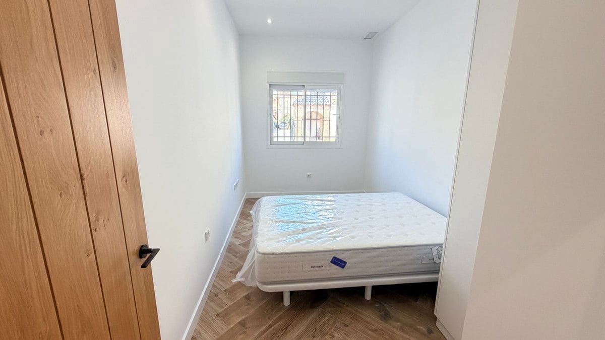 Bungalow de 3 habitaciones en Catral en venta - 250.000 € (Ref: 10017981)