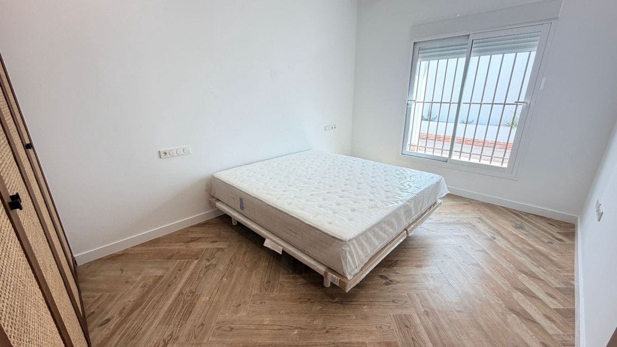 Bungalow de 3 habitaciones en Catral en venta - 250.000 € (Ref: 10017981)