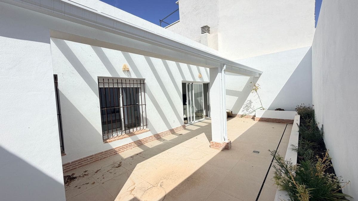 Bungalow de 3 habitaciones en Catral en venta - 250.000 € (Ref: 10017981)