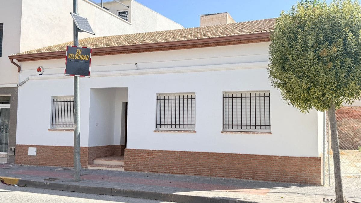 Bungalow de 3 habitaciones en Catral en venta - 250.000 € (Ref: 10017981)
