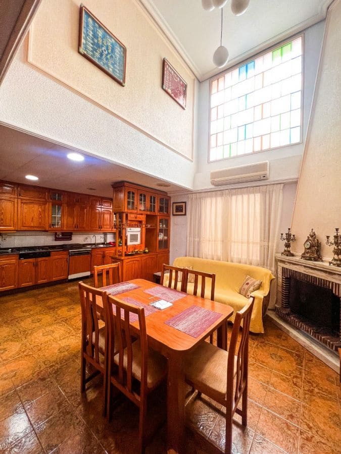 5 slaapkamer Appartement te koop in Guardamar del Segura - € 380.000 (Ref: 10017983)