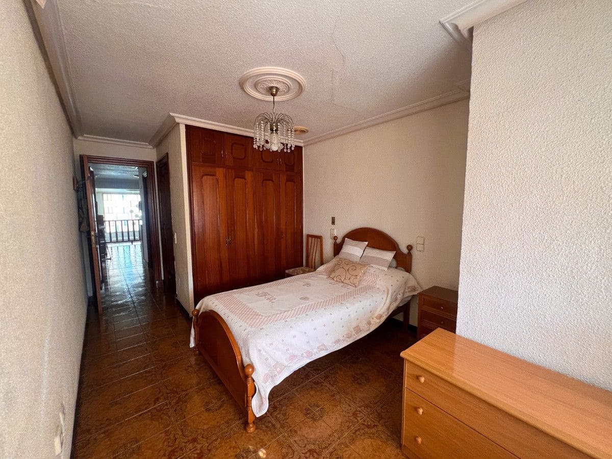 5 slaapkamer Appartement te koop in Guardamar del Segura - € 380.000 (Ref: 10017983)