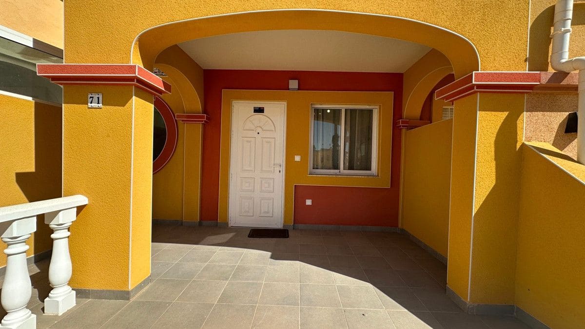 2 bedroom Townhouse for sale in Orihuela Costa with pool - € 255,000 (Ref: 10017984)