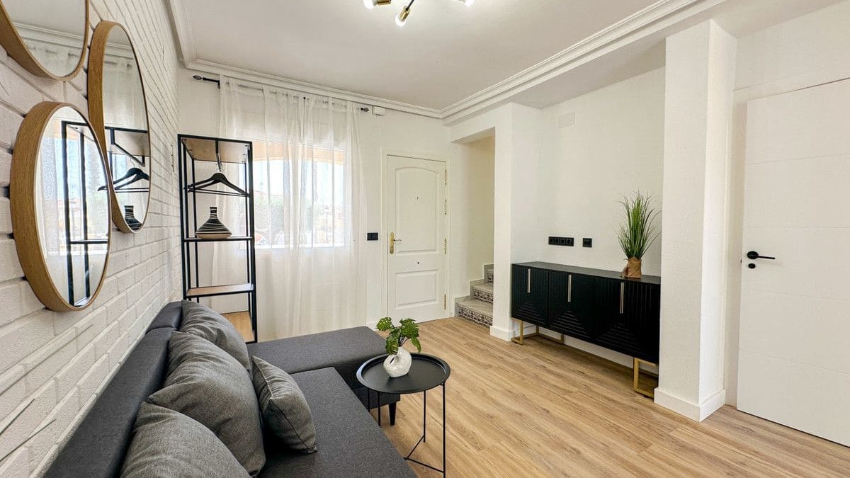 2 bedroom Townhouse for sale in Orihuela Costa with pool - € 255,000 (Ref: 10017984)