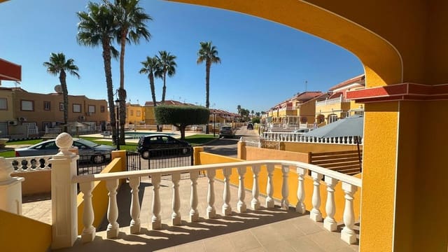 2 bedroom Townhouse for sale in Orihuela Costa, Orihuela with pool - € 255,000 (Ref: 10017984)