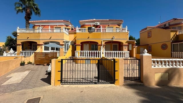 2 bedroom Townhouse for sale in Orihuela Costa, Orihuela with pool - € 255,000 (Ref: 10017984)