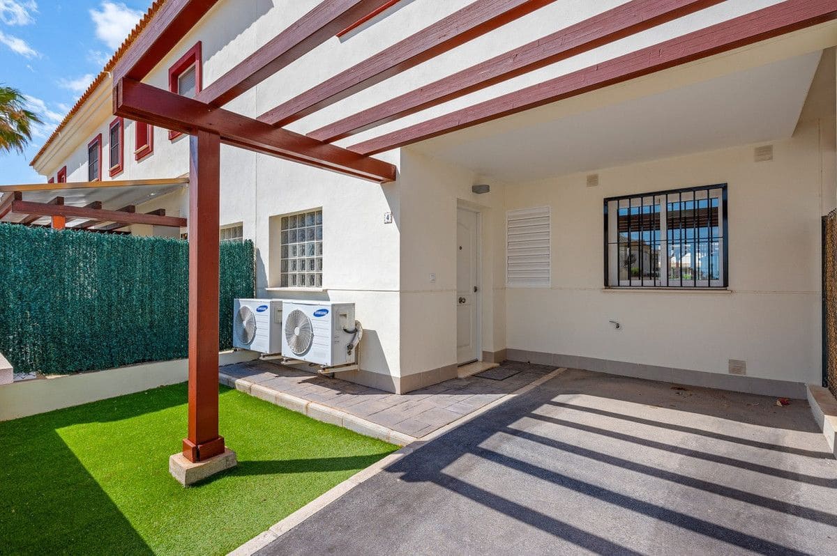 3 soverom Hus til salgs i Rojales med svømmebasseng - € 249 950 (Ref: 10017985)