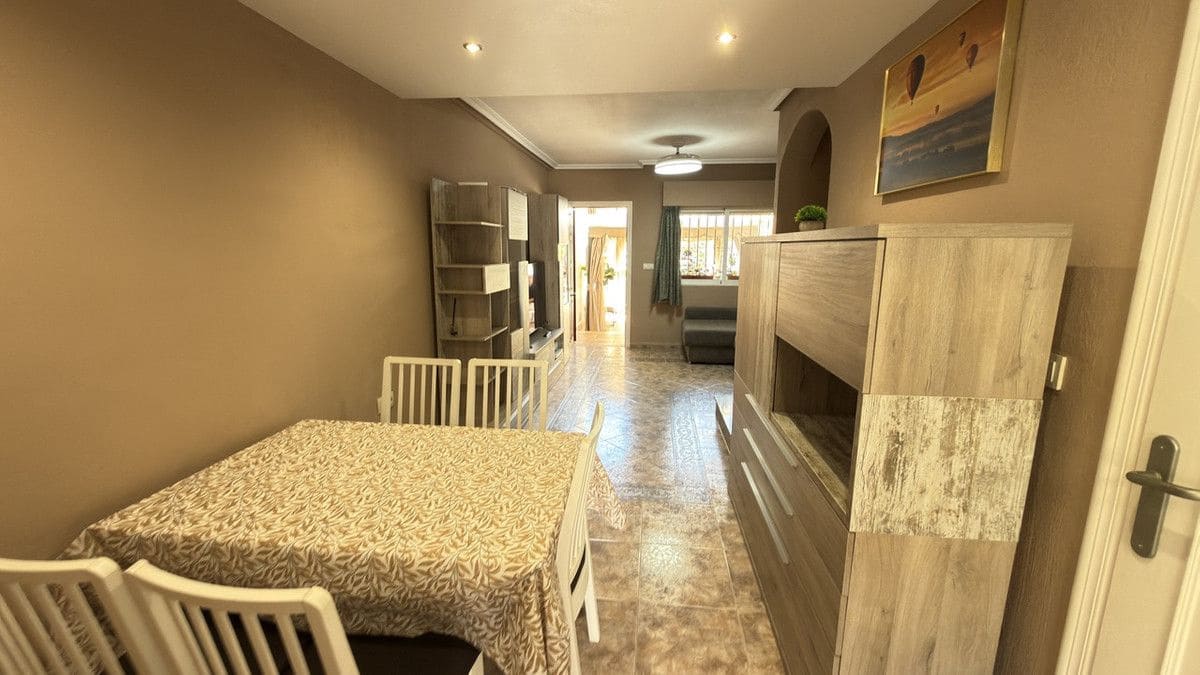 3 quarto Casa em Banda para venda em La Zenia - 220 950 € (Ref: 10017990)