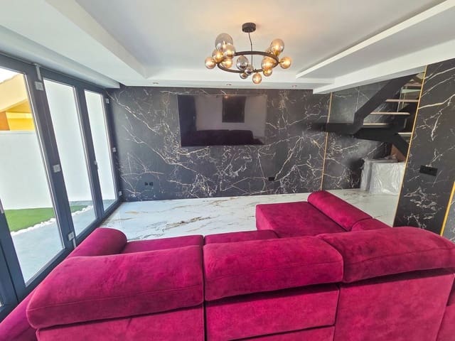 5 makuuhuone Paritalo myytävänä paikassa Los Urrutias, Cartagena - 499 000 € (Ref: 10017991)