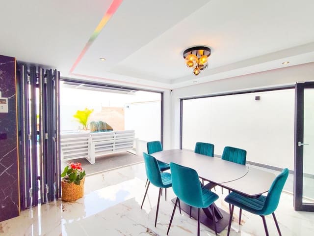 5 makuuhuone Paritalo myytävänä paikassa Los Urrutias, Cartagena - 499 000 € (Ref: 10017991)