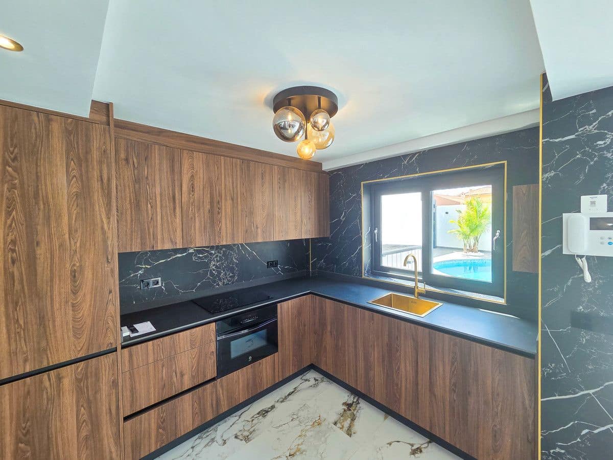 5 makuuhuone Paritalo myytävänä paikassa Los Urrutias - 499 000 € (Ref: 10017991)