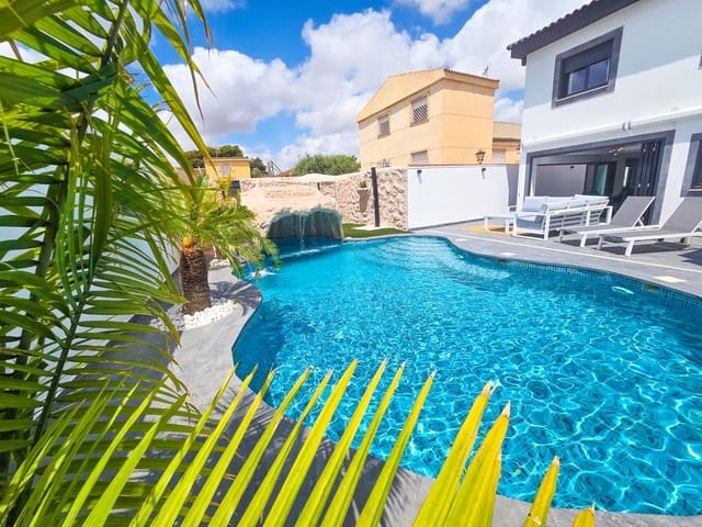 5 makuuhuone Paritalo myytävänä paikassa Los Urrutias, Cartagena - 499 000 € (Ref: 10017991)