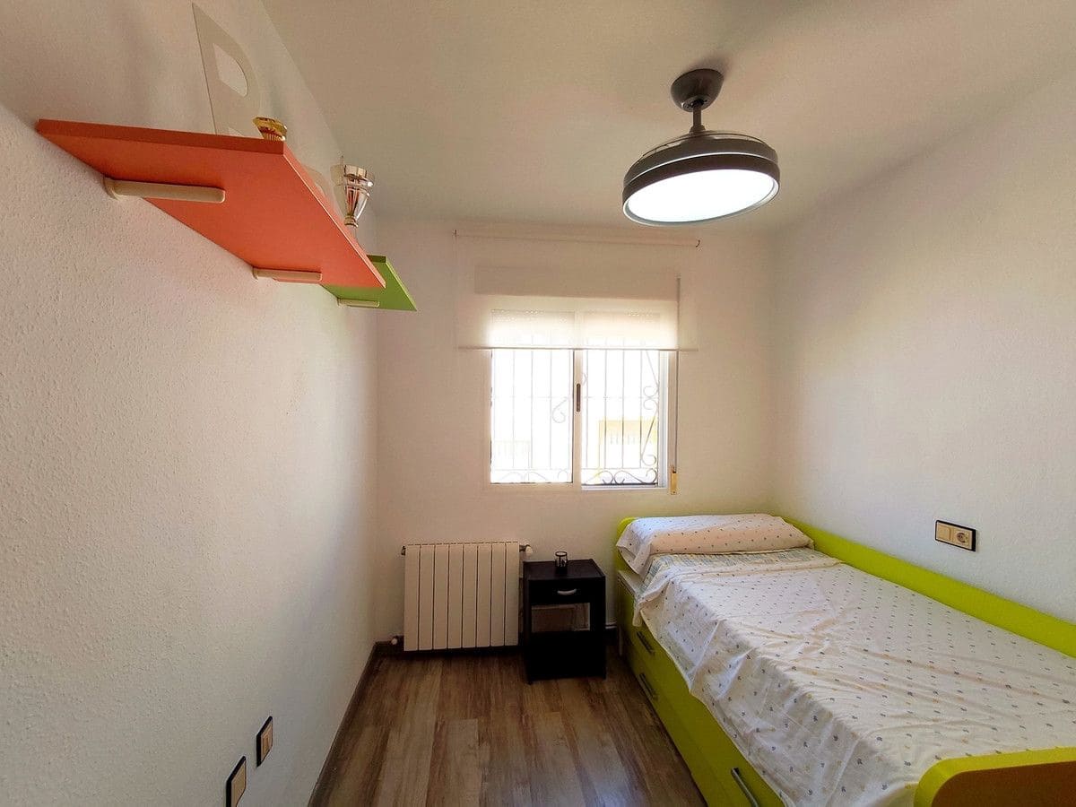 Casa de 6 habitaciones en Orihuela Costa en venta - 280.000 € (Ref: 10017992)