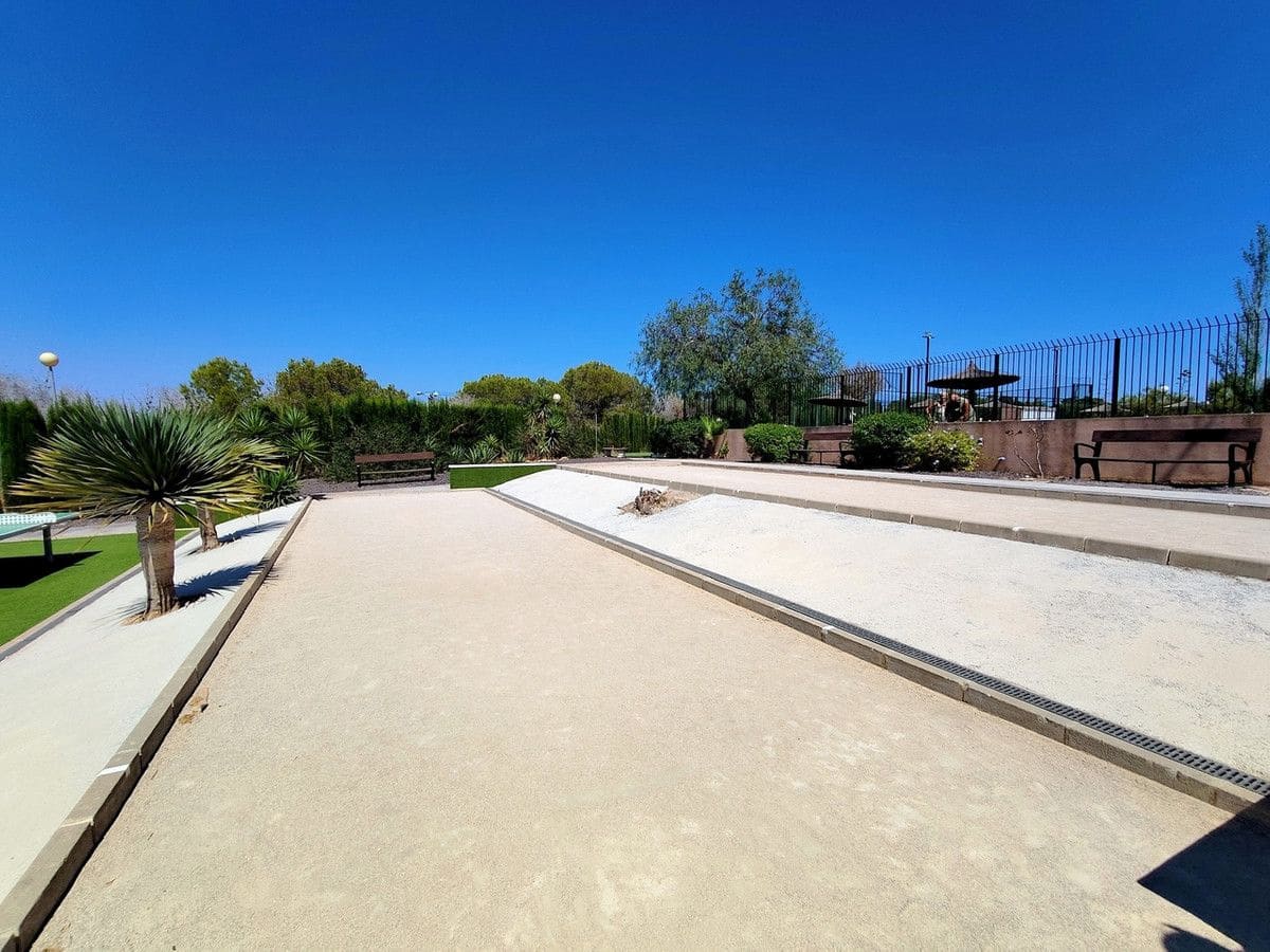 Casa de 6 habitaciones en Orihuela Costa en venta - 280.000 € (Ref: 10017992)