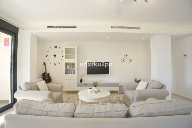 Bungalow de 3 habitaciones en Orihuela Costa, Orihuela en venta - 590.000 € (Ref: 10017994)