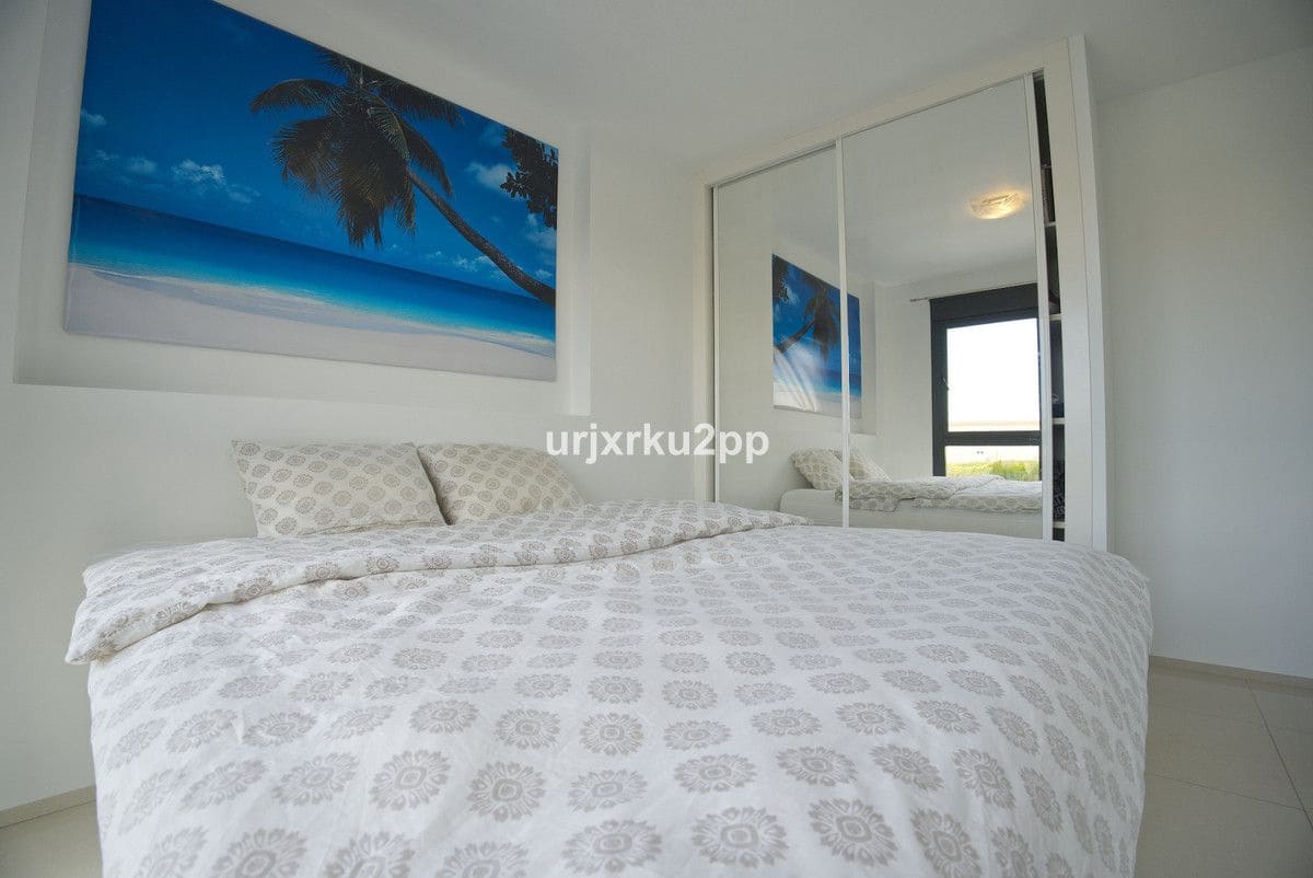 Bungalow de 3 habitaciones en Orihuela Costa en venta - 590.000 € (Ref: 10017994)
