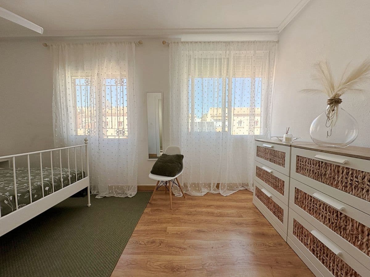 3 Zimmer Haus zu verkaufen in La Zenia mit Pool - 283.000 € (Ref: 10017995)