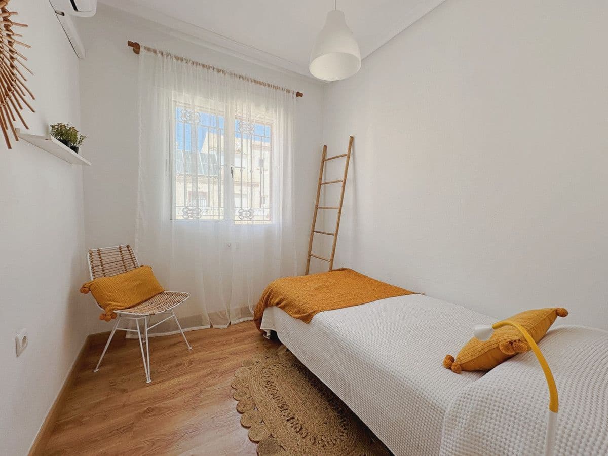 3 Zimmer Haus zu verkaufen in La Zenia mit Pool - 283.000 € (Ref: 10017995)