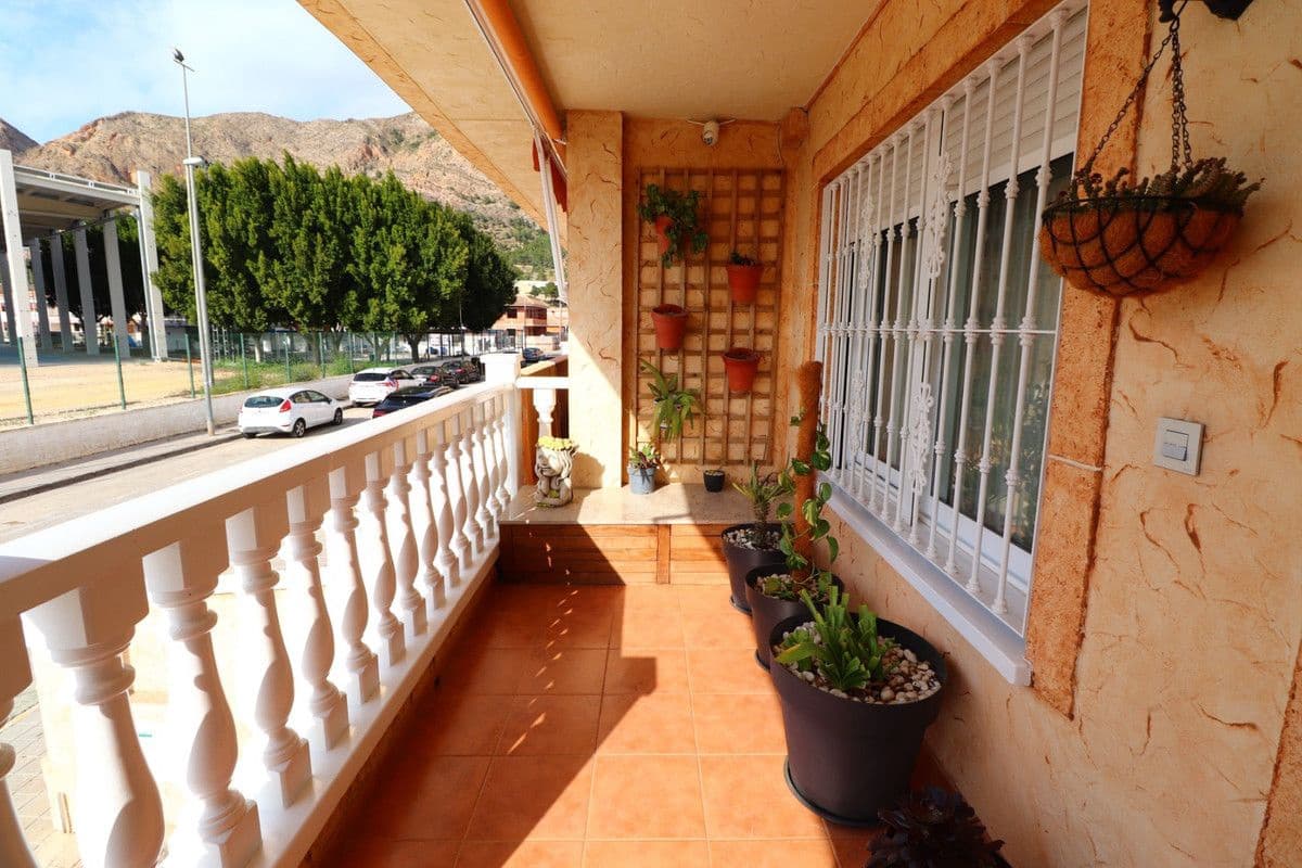 3 quarto Casa em Banda para venda em Redovan - 220 000 € (Ref: 10017996)