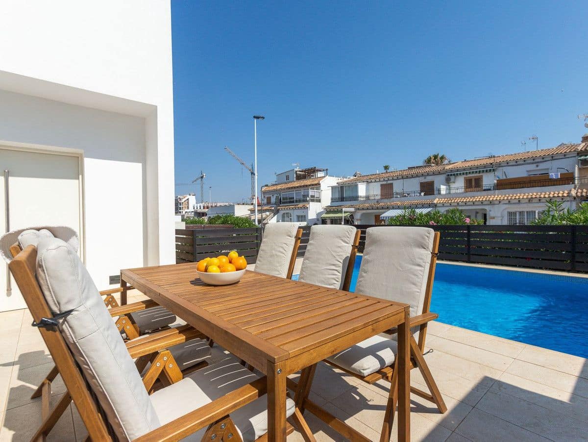 5 camera da letto Casa in vendita in Torrevieja con piscina - 480.000 € (Rif: 10017997)