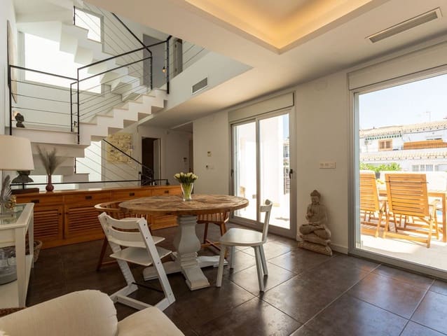 5 slaapkamer Huis te koop in Los Frutales, Torrevieja met zwembad - € 480.000 (Ref: 10017997)
