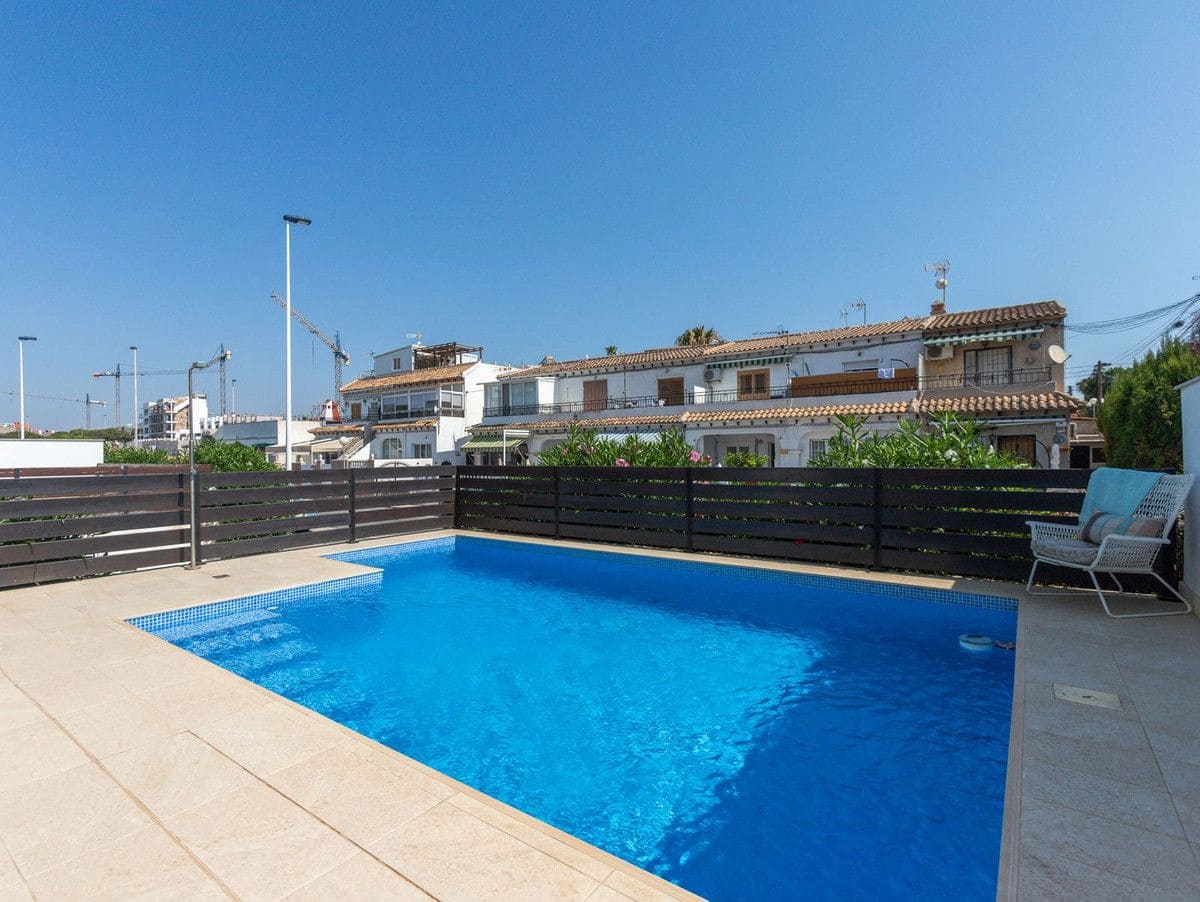 5 camera da letto Casa in vendita in Torrevieja con piscina - 480.000 € (Rif: 10017997)