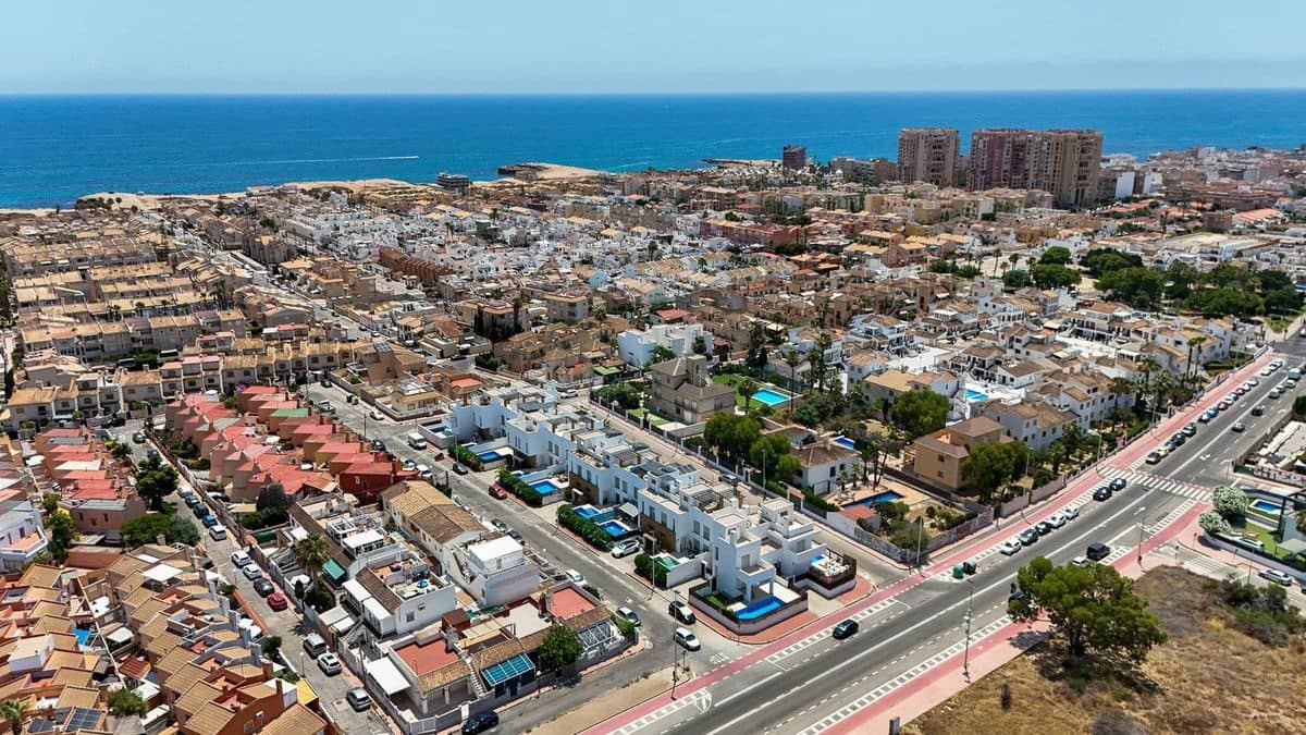 5 camera da letto Casa in vendita in Torrevieja con piscina - 480.000 € (Rif: 10017997)