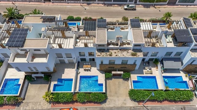 5 slaapkamer Huis te koop in Los Frutales, Torrevieja met zwembad - € 480.000 (Ref: 10017997)