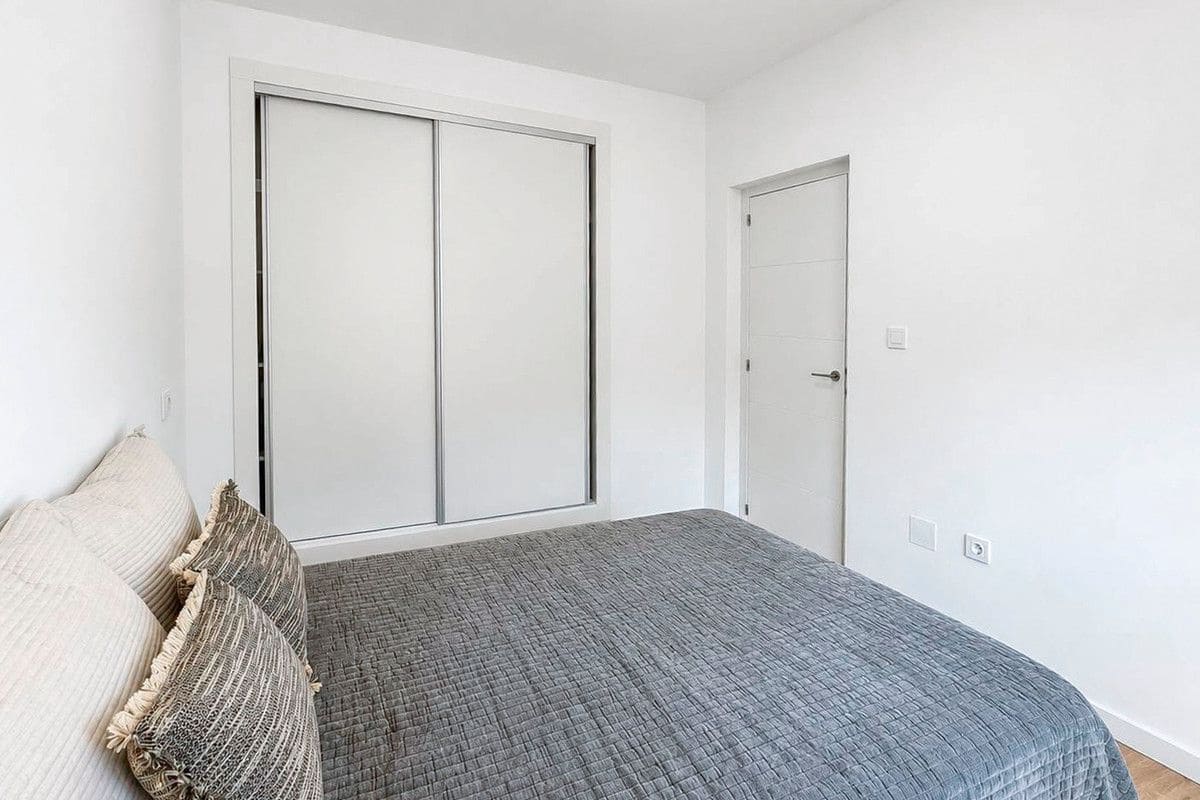 3 bedroom Terraced Villa for sale in Orihuela Costa with pool - € 239,000 (Ref: 10017998)