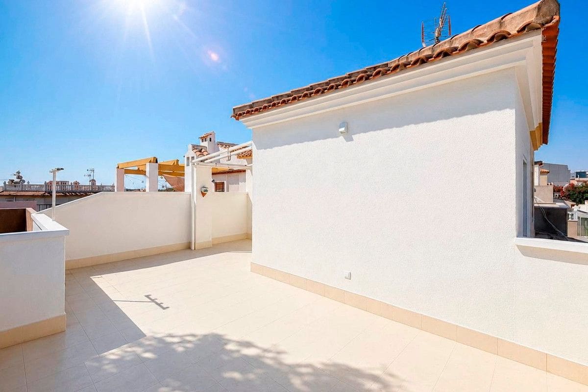 3 bedroom Terraced Villa for sale in Orihuela Costa with pool - € 239,000 (Ref: 10017998)