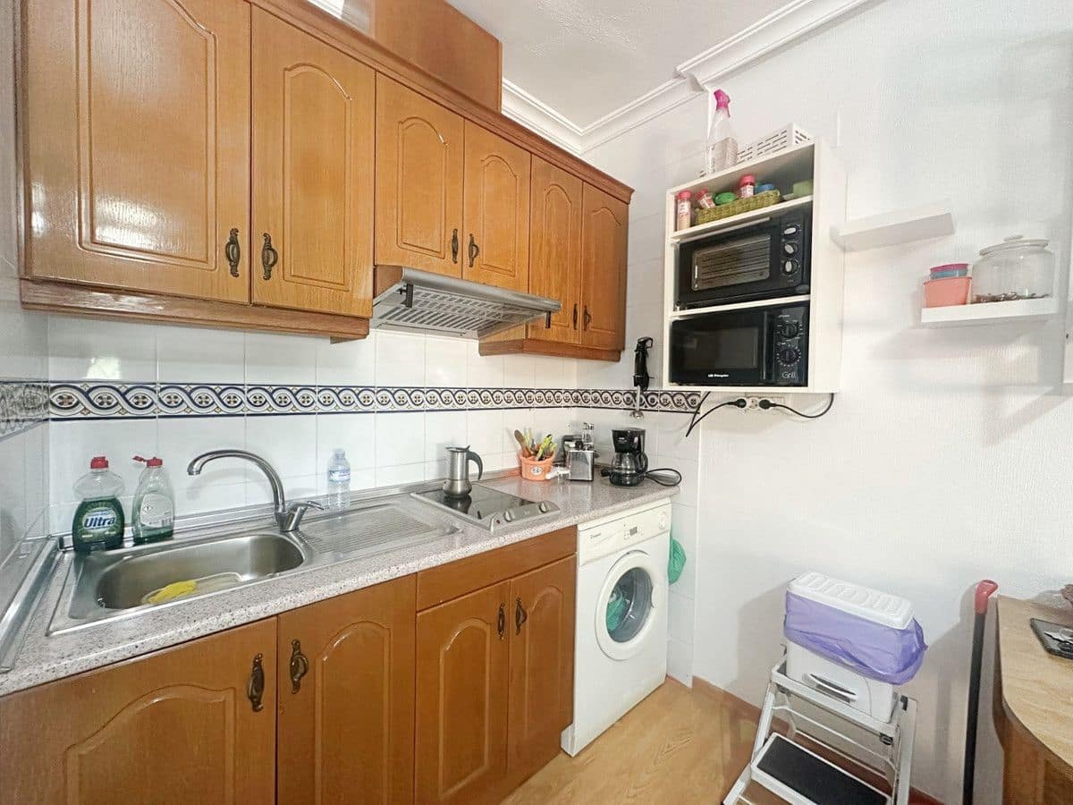 Chalet de 1 habitación en La Mata en venta con piscina - 146.900 € (Ref: 10018611)
