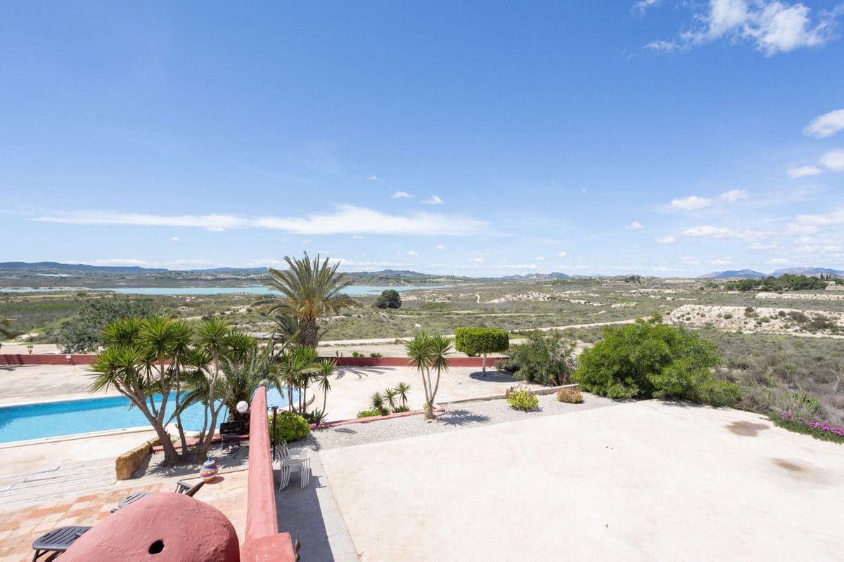 4 slaapkamer Villa te koop in San Miguel de Salinas - € 2.169.000 (Ref: 10018614)