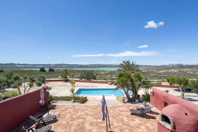 4 quarto Moradia para venda em San Miguel de Salinas - 2 169 000 € (Ref: 10018614)
