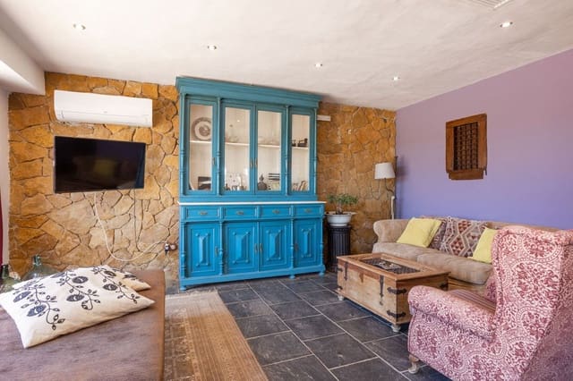 4 quarto Moradia para venda em San Miguel de Salinas - 2 169 000 € (Ref: 10018614)