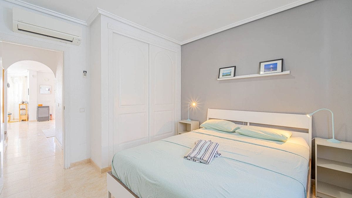 3 bedroom Townhouse for sale in Dona Pepa - € 285,000 (Ref: 10018615)