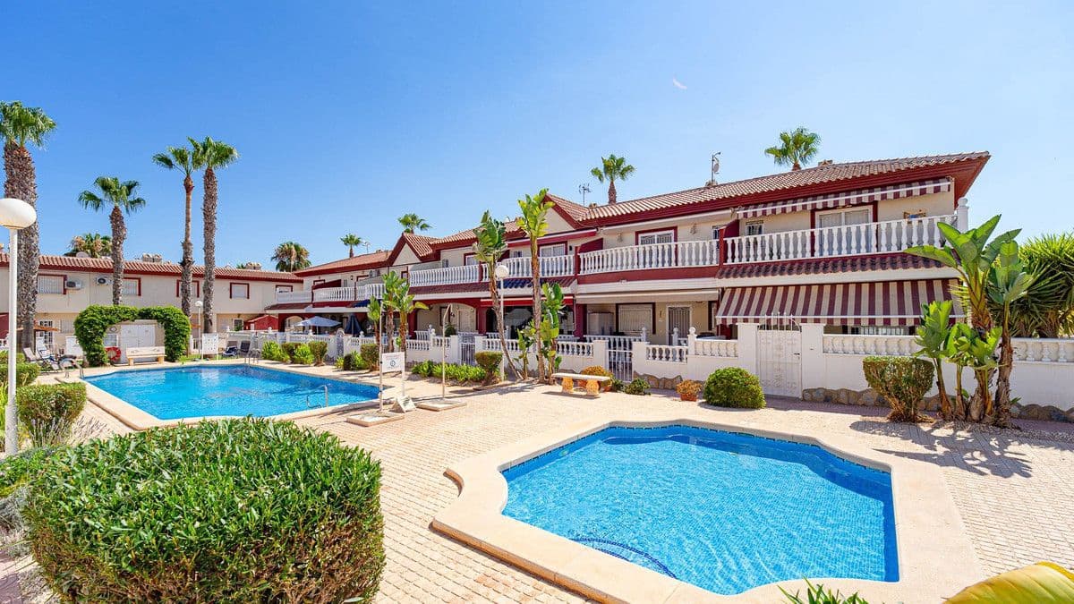 3 bedroom Townhouse for sale in Dona Pepa - € 285,000 (Ref: 10018615)