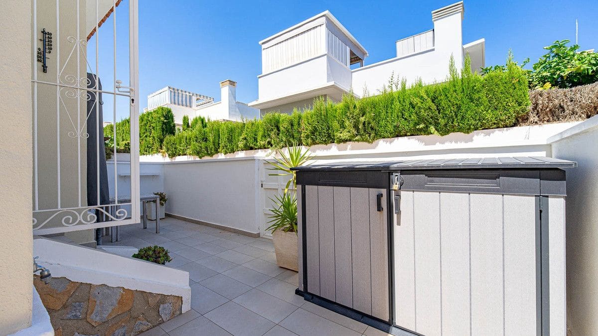 3 bedroom Townhouse for sale in Dona Pepa - € 285,000 (Ref: 10018615)