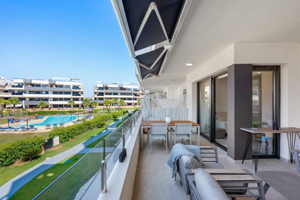 2 Zimmer Apartment zu verkaufen in La Zenia - 350.000 € (Ref: 10019201)