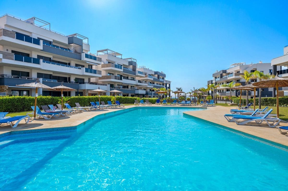 2 Zimmer Apartment zu verkaufen in La Zenia - 350.000 € (Ref: 10019201)