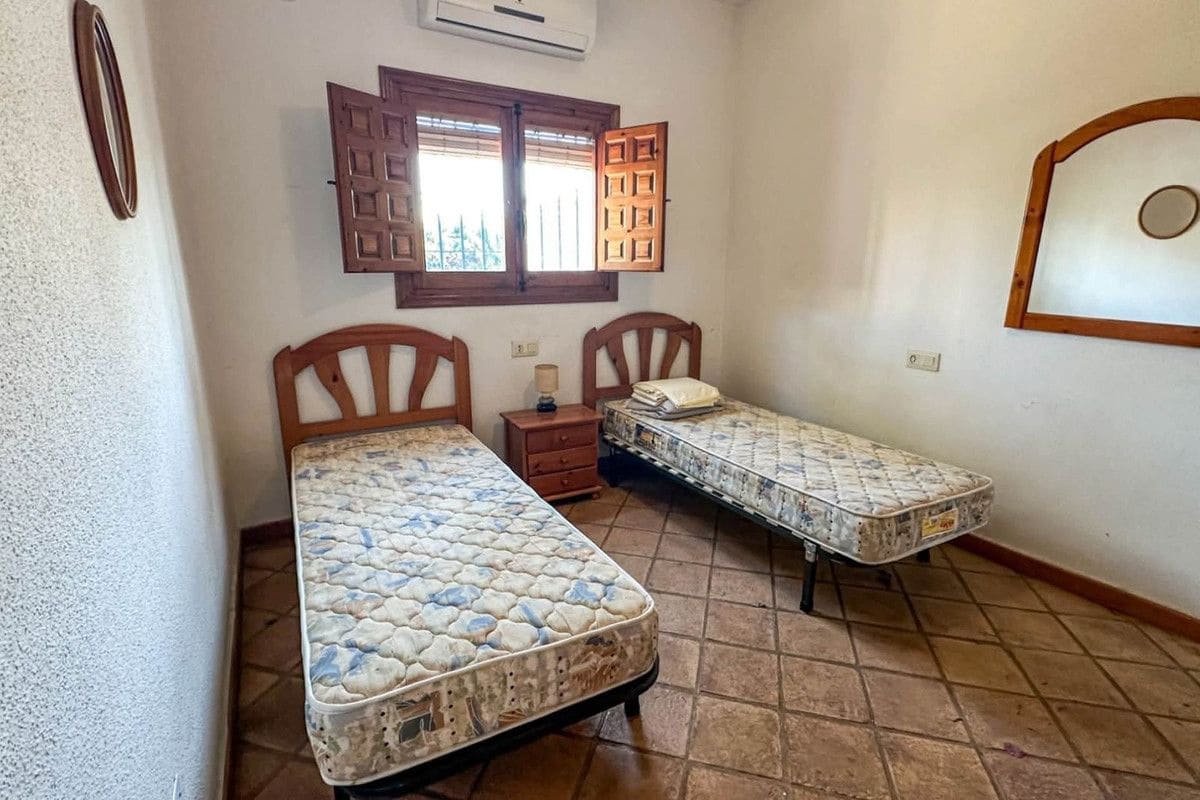 4 quarto Moradia para venda em Cabo Roig com piscina - 699 000 € (Ref: 10022650)