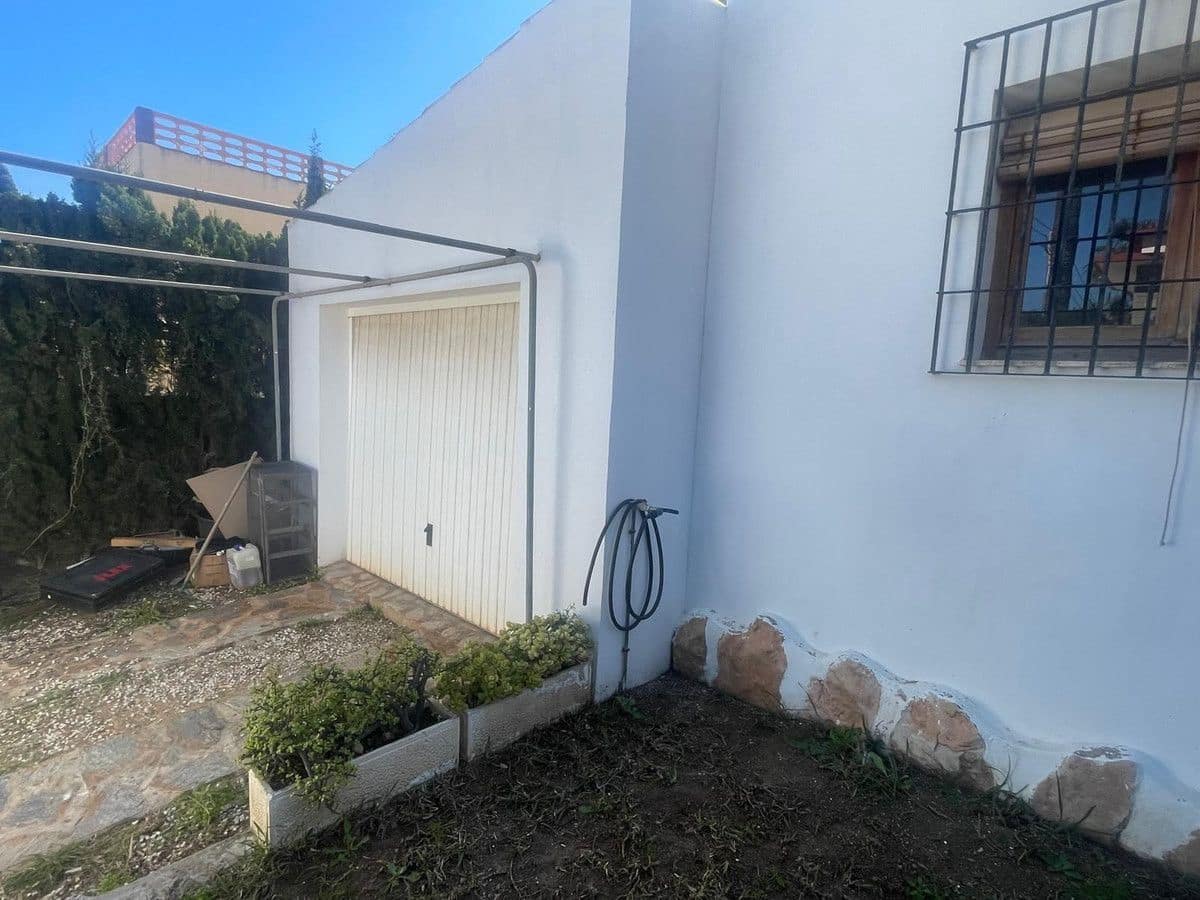 4 quarto Moradia para venda em Cabo Roig com piscina - 699 000 € (Ref: 10022650)