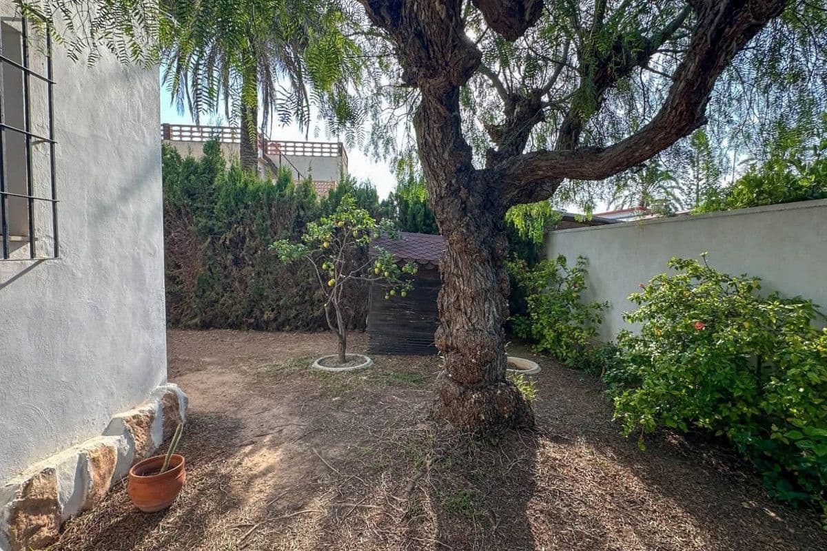 4 quarto Moradia para venda em Cabo Roig com piscina - 699 000 € (Ref: 10022650)