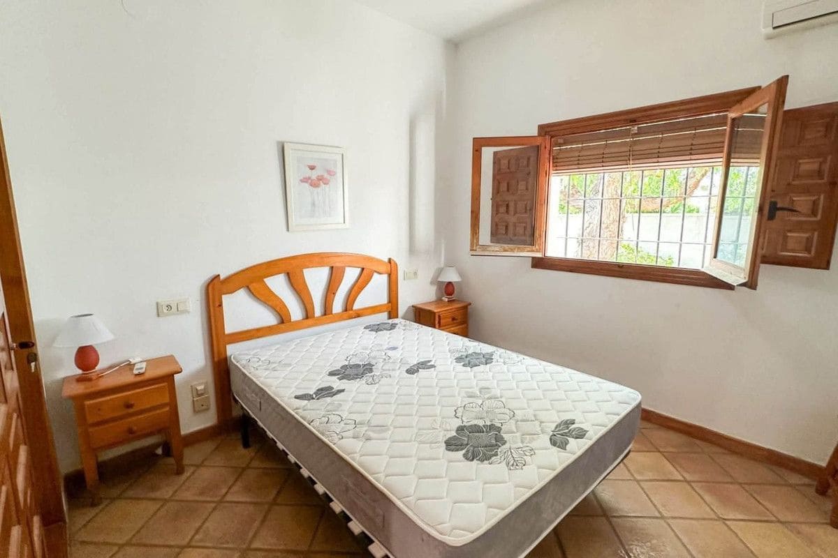 4 quarto Moradia para venda em Cabo Roig com piscina - 699 000 € (Ref: 10022650)