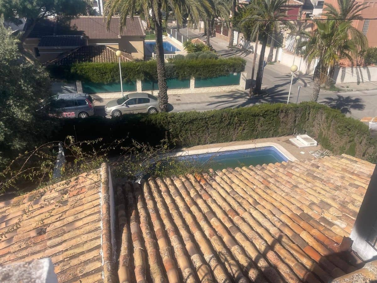4 quarto Moradia para venda em Cabo Roig com piscina - 699 000 € (Ref: 10022650)